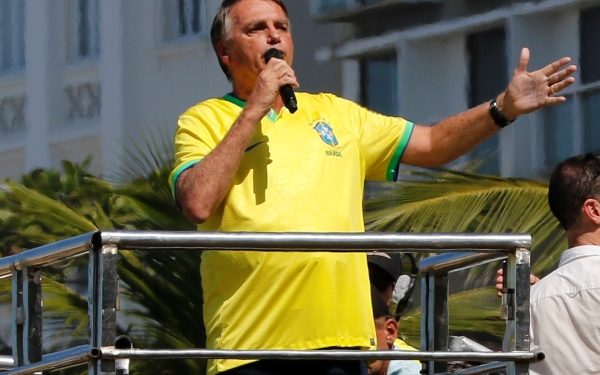 Bolsonaro e aliados convocam manifestação em prol da anistia para envolvidos no 8/1
