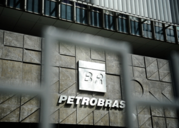 Petrobras pagou R$ 1,1 bi por dia em tributos e participações governamentais em 2024