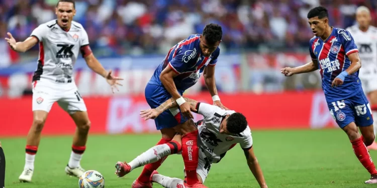 Polêmica no Ba-Vi: Vitória presta queixa contra arbitragem à FBF