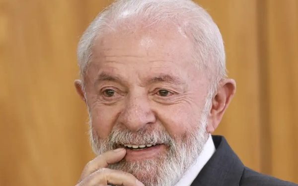 Lula diz querer saber ‘quem é o pilantra’ que provocou aumento do preço do ovo