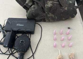 BBB do Crime: fim do pay-per-view! Polícia apreende drogas e desativa câmera do tráfico em Candeias