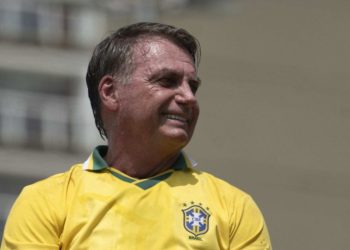 Moraes arquiva pedido de prisão preventiva contra Bolsonaro 
