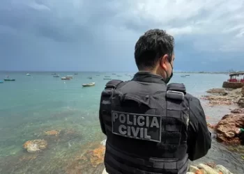 Descarregaram o pente! Homem é morto com mais de 50 tiros no Rio Vermelho