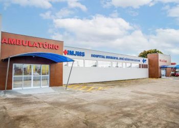 Fã vai parar na emergência ao saber que Joelma se apresentará no São João de Candeias