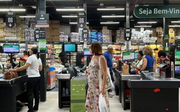 Vendas do varejo baiano crescem 0,2% em fevereiro e acumulam alta de 5,5% em 12 meses