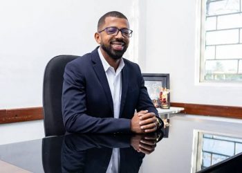 CANDEIAS: Prefeito Eriton Ramos é aprovado por 57% em enquete do Jornal Candeias