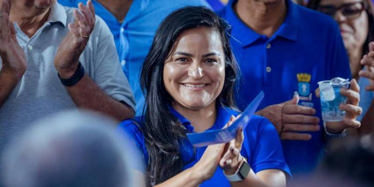 Débora Regis tem 61% de aprovação e comemora resultado de pesquisa: “A população reconhece nosso trabalho”