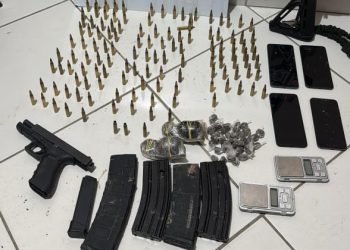 Polícia Civil apreende fuzil e granadas no interior da Bahia