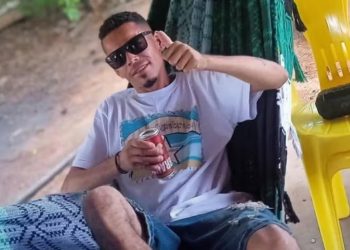 Mulher é presa suspeita de matar marido a facadas no sul da Bahia