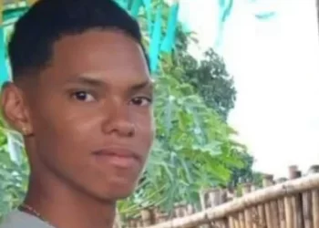 Após jovem ser executado, traficantes do CV prometem matar inocentes em Feira de Santana