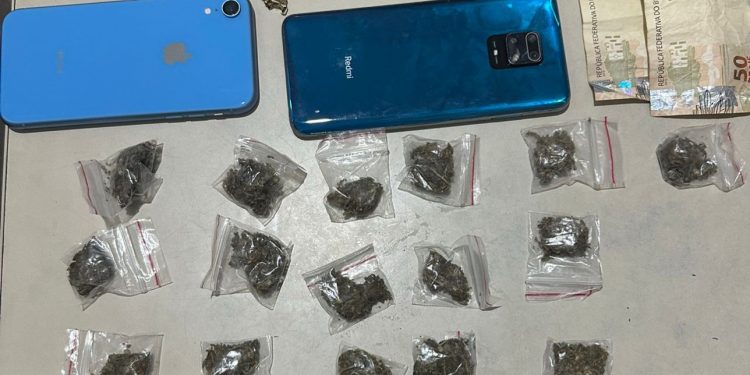 Vulgo “Ciclope” é flagrado em versão traficante no acesso à URBIS 1 e acaba com a visão comprometida… pela lei!