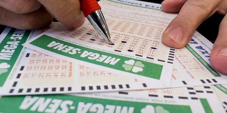 Ninguém acerta e Mega-Sena acumula em R$ 31 milhões