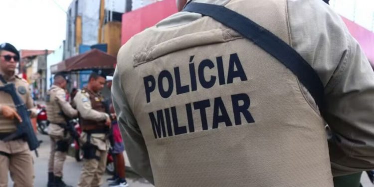 Idoso é preso suspeito de estupro e tráfico de adolescente de 13 anos no Interior da Bahia