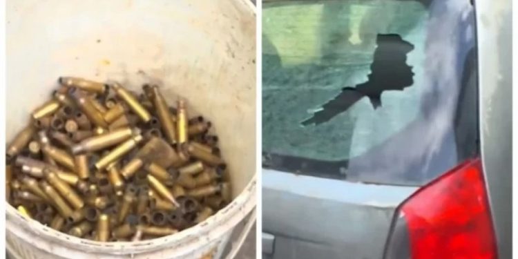 Moradores encontram cápsulas de munição após tiroteio entre facções no bairro de Bom Juá, em Salvador