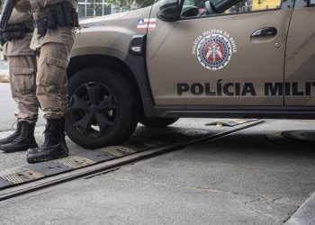 Adolescente é apreendido com drogas em Simões Filho