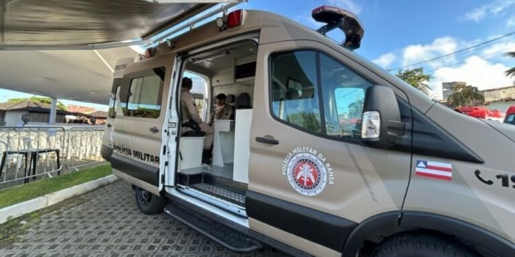 Tiros em festa paredão em Lauro de Freitas deixam dois adolescentes feridos
