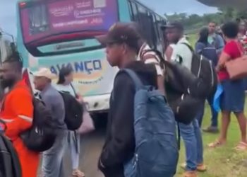 Moradores de Candeias denunciam caos no transporte da Avanço: “estamos sendo prejudicados todos os dias”