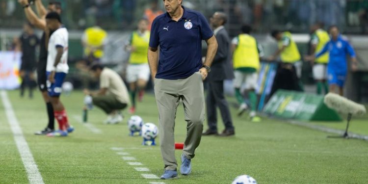 Pentacampeão aponta Rogério Ceni como melhor nome para a Seleção Brasileira: “Bahia está passeando”