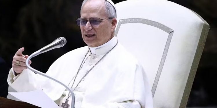 PRIMEIRO DISCURSO: papa Leão XIV defende liberdade de imprensa e alerta sobre uso da IA