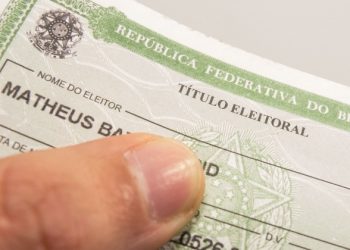 Prazo para regularizar título de eleitor termina nesta segunda-feira (19)