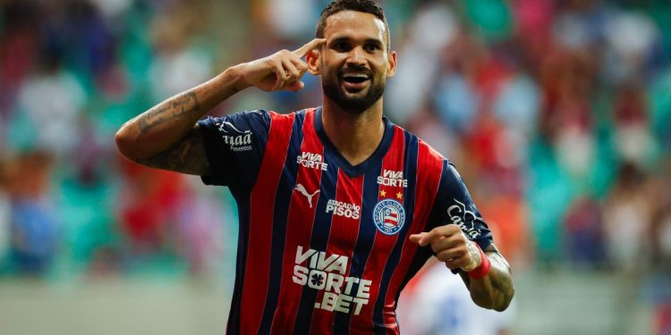 Bahia goleia Paysandu e avança de fase na Copa do Brasil