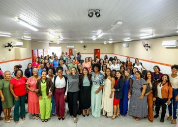 Candeias: Encontro discute fortalecimento feminino dentro dos setores públicos