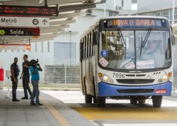 Rodoviários dos ônibus metropolitanos anunciam greve a partir de terça-feira (3)