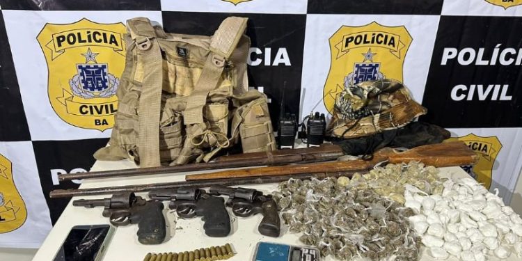 Trio suspeito de liderar facção criminosa na Bahia morre em confronto com a polícia