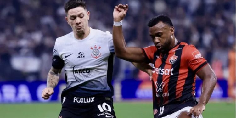 Vitória enfrenta o Corinthians neste domingo (01) em busca de recuperação no Brasileirão