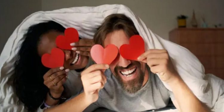 Por que o Dia dos Namorados no Brasil é em junho? Descubra a origem da data e o motivo da celebração