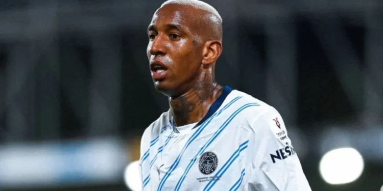 Talisca revela conversas com o Bahia e admite possibilidade de retorno: “A gente vem afinando as ideias”