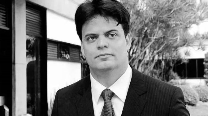 MORTE TRÁGICA: Quem era o advogado Daniel Keller, encontrado morto nesta sexta-feira (13) em um quarto de hotel em Salvador