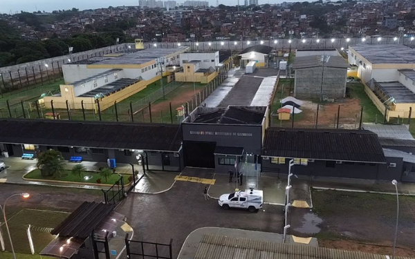 Megaoperação das forças policiais cumpre 30 mandados no sistema prisional da Bahia