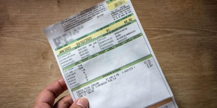 Mais de 6 milhões de baianos poderão ter conta de luz zerada com nova Tarifa Social