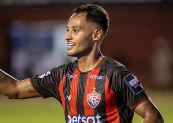 Ex-jogador do Vitória é preso por associação ao tráfico em Mato Grosso do Sul