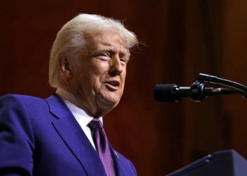 Trump diz que Israel e Irã violaram cessar-fogo: ‘Não estou feliz com os países’