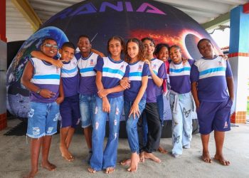 Candeias: Alunos da rede municipal de ensino têm experiência planetária em atividade extracurricular