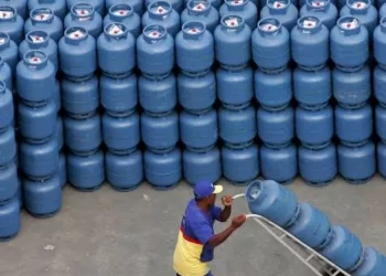 GOVERNO LANÇA PROGRAMA PARA GÁS DE COZINHA GRATUITO; MAIS DE 17 MILHÕES DE BRASILEIROS SERÃO BENEFICIADOS