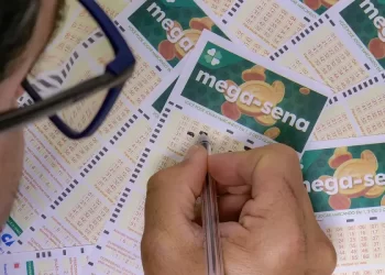 Apostador fatura mais de R$ 50 milhões na Mega-Sena