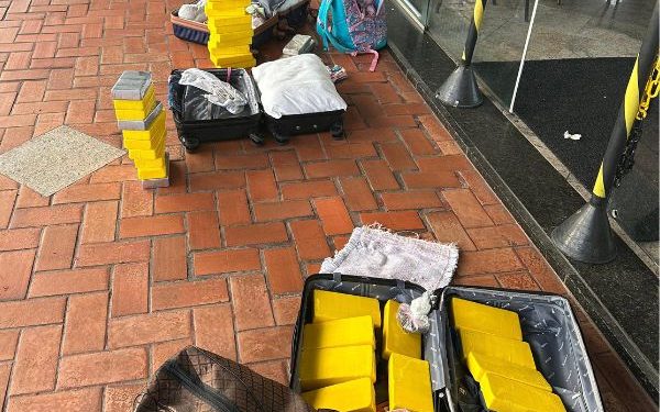 Três mulheres são presas em ônibus com 30 kg de cocaína no sudoeste da Bahia