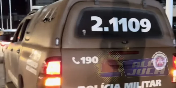Bandidos morrem após confronto com a Rondesp em frente ao BRT Hiper; dupla é apontada por série de assaltos em Salvador
