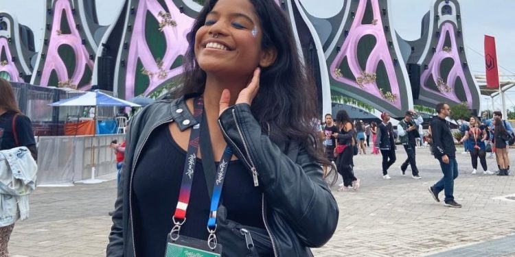 Laudo de autópsia de Juliana Marins, no Brasil, aponta que jovem sofreu com hemorragia interna