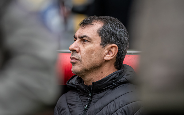 Carille avalia o Vitória após derrota para o Inter: ‘Muita coisa para melhorar’