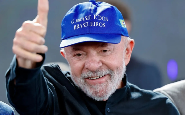 Aprovação de Lula sobe após tarifaço de Trump e atinge maior nível de 2025, diz AtlasIntel