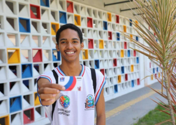 Governo disponibiliza nova linha do Bolsa Presença para famílias de estudantes beneficiados