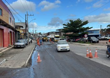 Após pressão da imprensa e motoristas, Governo do Estado inicia melhorias na BA-522