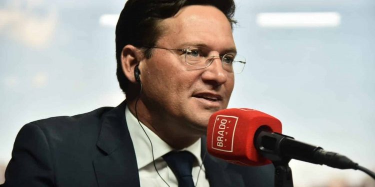 João Roma critica tornozeleira eletrônica em Bolsonaro e fala em ‘perseguição política’