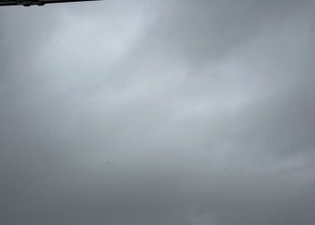 Por que chove tanto em Candeias? Entenda o que está por trás do tempo fechado na cidade