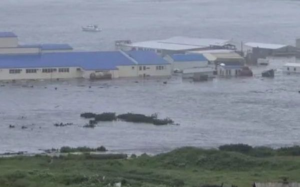 Tsunami atinge Rússia e Japão após terremoto de 8.8; voos foram interrompidos