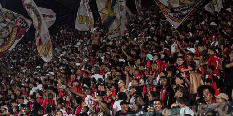 Levantamento aponta que Vitória tem mais de 50% de chance de rebaixamento